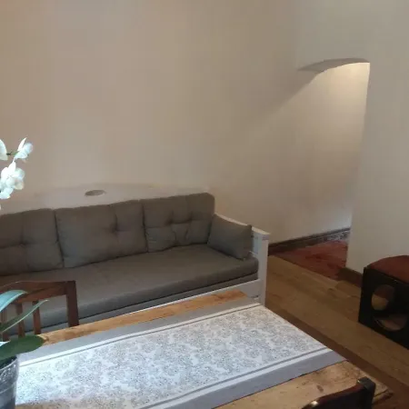 公寓 Kirsimaee Maja *